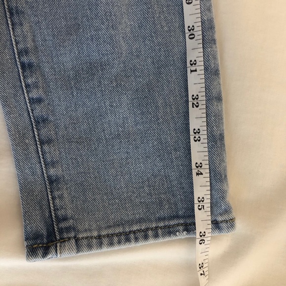 Pacsun light wash Distressed Mom Jeans - Picture 8 of 12